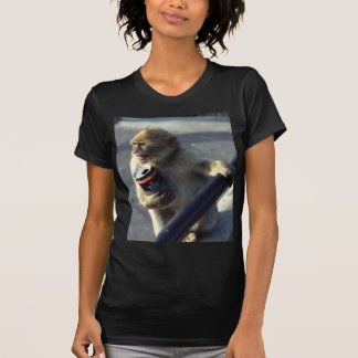 Camiseta Bebendo do macaco