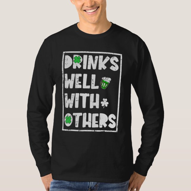 Camiseta Bebendo Engraçado Bebe Bem Com (Frente)