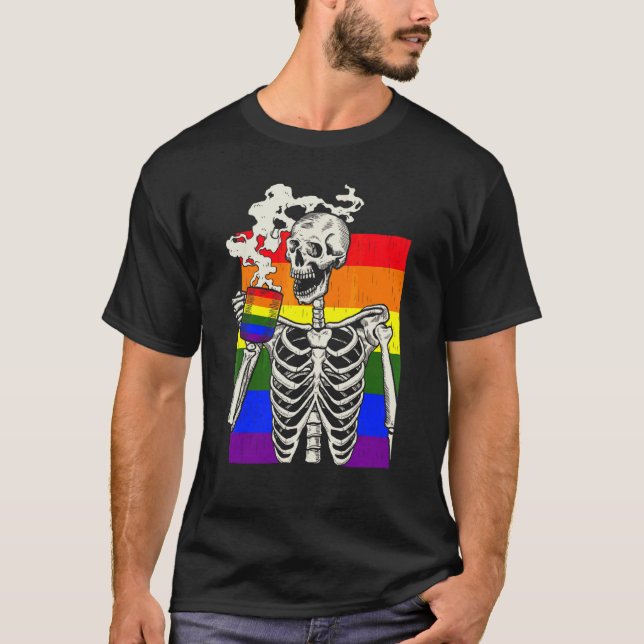 Camiseta Bebendo esquelético Café Lgbt Q Orgulho gay Retro  (Frente)
