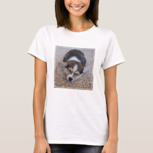 Camiseta Bebês Mais Pobres Corgi Puppy em Shag Rug