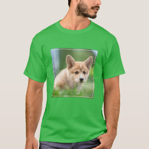 Camiseta Bebês Mais Pobres Corgi Puppy no Yard