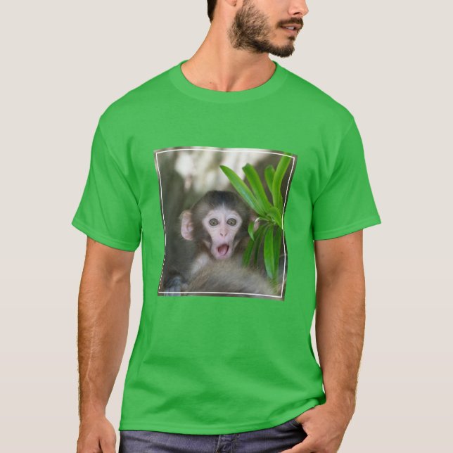 Camiseta Bebês Mais Pobres | Macaco surpreso na neve (Frente)