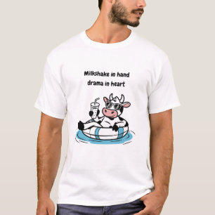 Camiseta Bebida de Leite na Mão, Drama no Coração   Gráfico