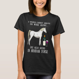 Camiseta Bebida de Vinho e Cavalgada de Cavalo Árabe Branco