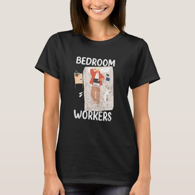 Camiseta Bedroom Workers On Duty At Night Shift Constructio (Frente)