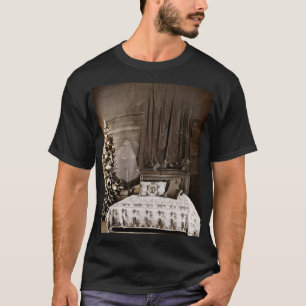 Camiseta Bedsheet Ghost Victorian Natal