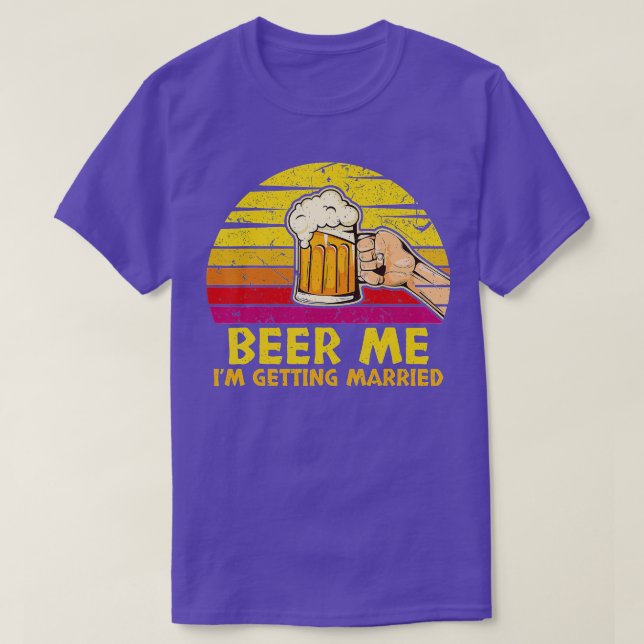 Camiseta Beer Me Casarei com o Solteiro Engraçado P (Frente do Design)