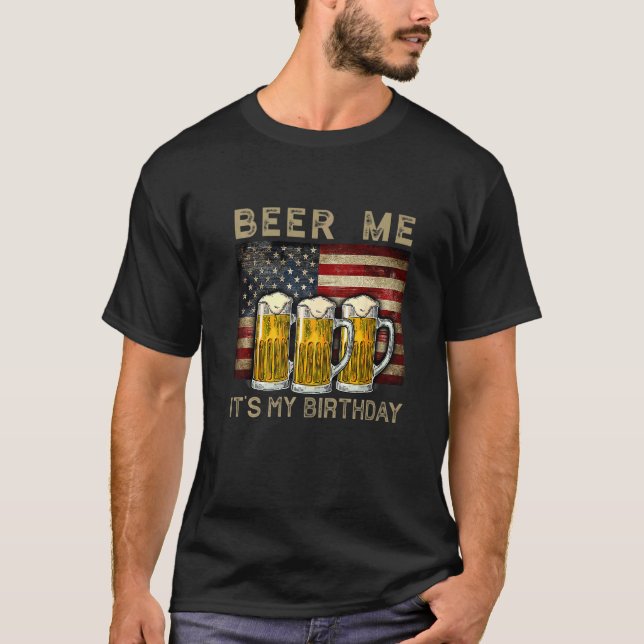 Camiseta Beer Me É Meu Bebendo de Aniversário Cerveja US Fl (Frente)