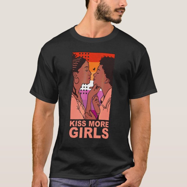 Camiseta Beija Mais Meninas Negras Mulheres Lésbicas Bonita (Frente)