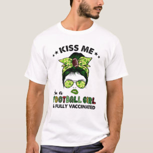 Camiseta Beija-Me Sou Uma Garota De Futebol Irlandesa De Sh