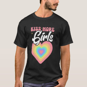 Camiseta Beije Mais Garotas Orgulho LGBT Lésbico e Casal Ga
