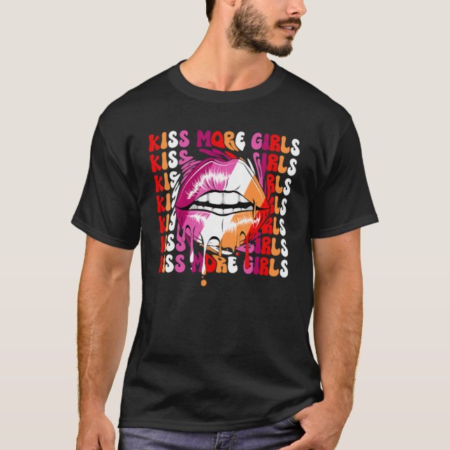 Camiseta Beije Mais Meninas Orgulho Lésbico Sinalizador LGB (Frente)