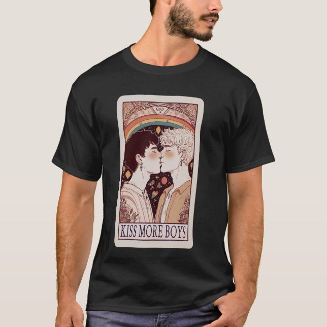 Camiseta Beije mais meninos Gay Beijar por Orgulho gay mês (Frente)