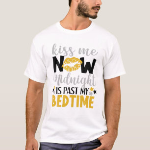 Camiseta Beije-Me Agora Meia-Noite É Passado Meu Tempo Eng