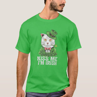 Camiseta Beije-me Eu sou Dia de São Patrício Irlandês Gato