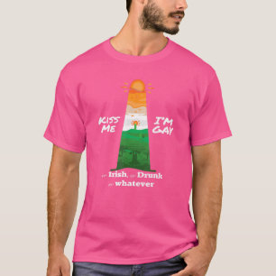 Camiseta Beije Me Eu Sou Gay Ou Irlandês Ou Bêbado Mulheres