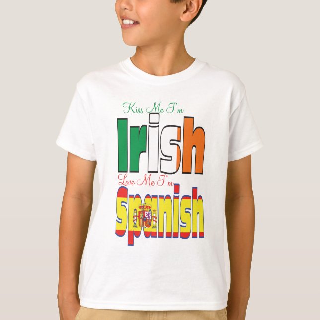 Camiseta Beije-me Eu sou Irlandês Amo-me Eu sou Espanhol (Frente)
