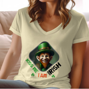 Camiseta Beije-me, eu sou irlandês, o Leprechaun esconde-se