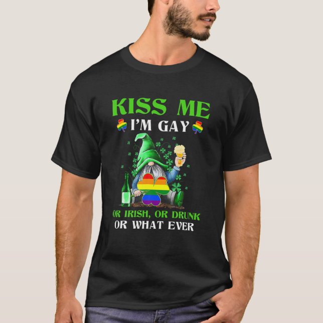 Camiseta Beije-Me Im Gay Gnomo Garden LGBT Rua Irlandesa Pa (Frente)