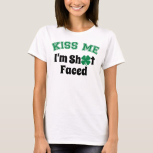 Camiseta Beije-me, mim são *** de S enfrentado
