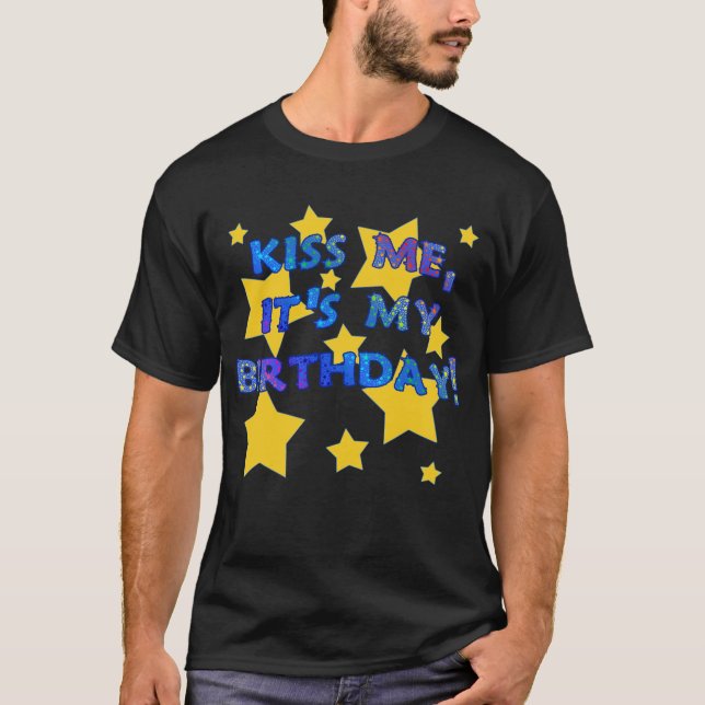 Camiseta Beije-me que é meu aniversário com estrelas (Frente)