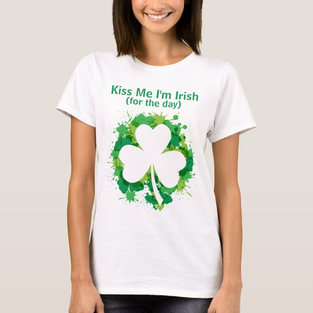 Camiseta Beije-me que eu sou t-shirt irlandês (Frente)