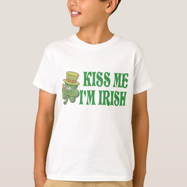 Camiseta Beije-me que eu sou Tshirt irlandês (Frente)