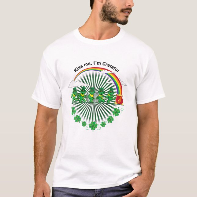 Camiseta Beije-me Sou Grateful Leprechauns Rainbow Rua Patr (Frente)
