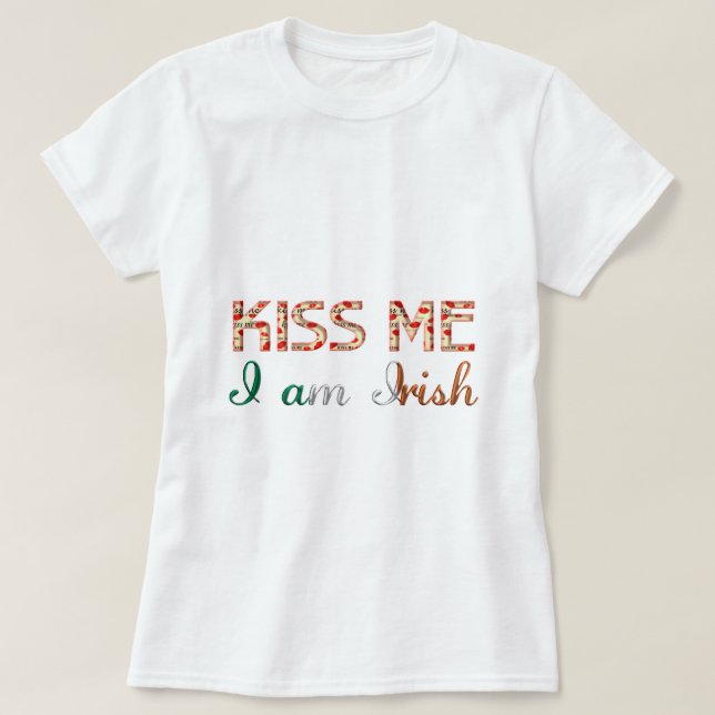 Camiseta Beije-me Sou Irlandês Engraçado Typografia Country (Frente do Design)
