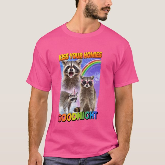 Camiseta Beije Sua Casa Boa Noite Raccoon (Frente)