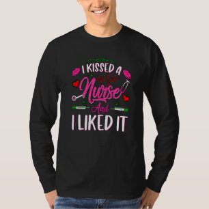 Camiseta Beijei Uma Enfermeira E Gostei Dela Com O Estetosc
