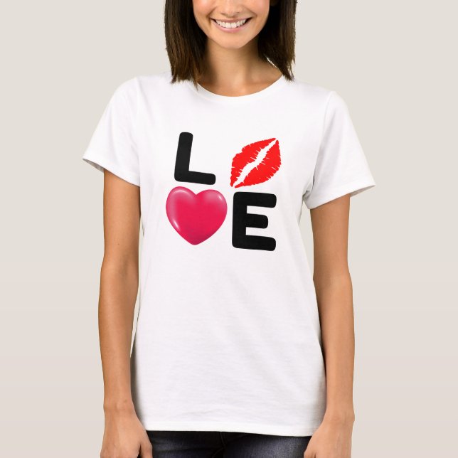 Camiseta Beijo e Coração do namorados LOVE (Frente)