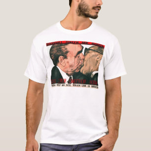 Camiseta Beijo fraterno