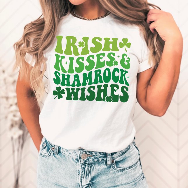 Camiseta Beijos irlandeses e Shamrock desejam o Dia das Pat (Irish Kisses & Shamrock Wishes Retro T-Shirt)