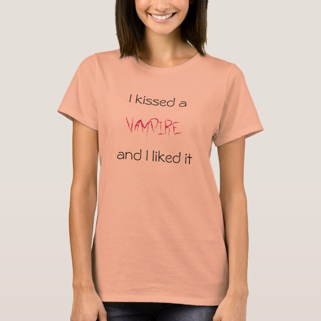 Camiseta beijou um vamp (Frente)