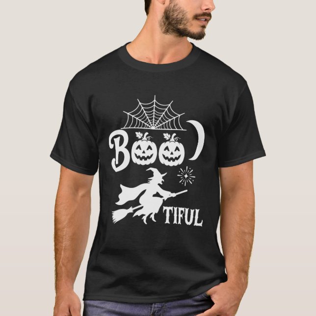 Camiseta Bela decoração de Halloween da bruxa da lua Design (Frente)