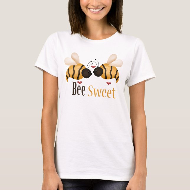 Camiseta Bela Doce Bela Flor Círculo Superior (Frente)