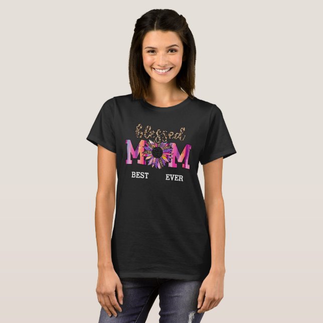 Camiseta Bela Mãe Rosa Floral Moderna T-Shirt (Frente Completa)