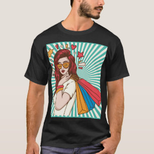 Camiseta Bela senhora com a bolsa de compras