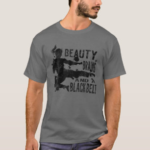 Camiseta Beleza Engraçada Cria Cinto Preto Karate Quo