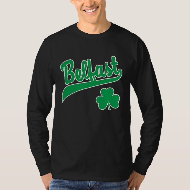 Camiseta Belfast Esportes Script Shamrock Impressão Verde B (Frente)