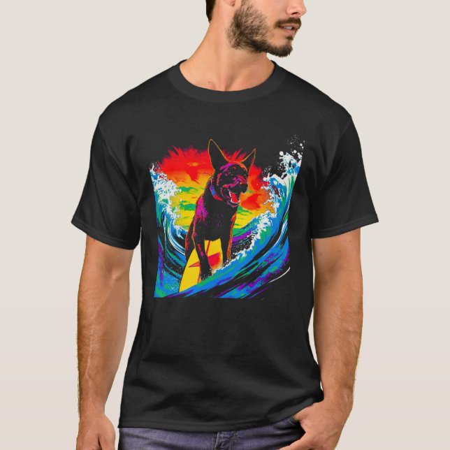 Camiseta Belgian Malinois Dog Surfer (Frente)