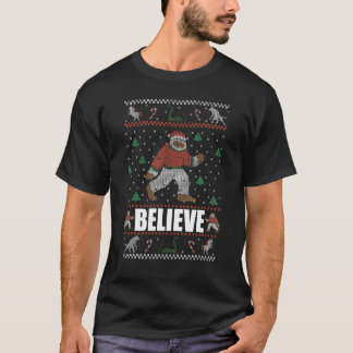 Camiseta BELIEVE Big Foot Ugly Christmas Sweater Yeti Meme