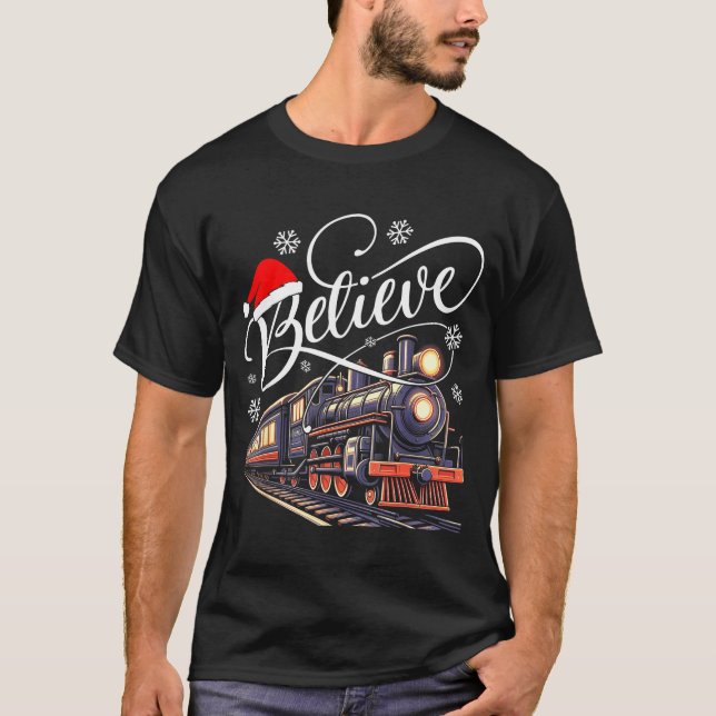 Camiseta Believe Christmas Trains Xmas Santa Family Pajamas (Frente)