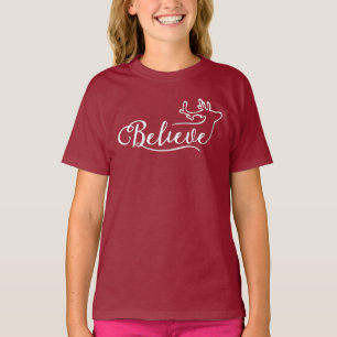 Camiseta Believe Reindeer Script – Natal Minimalis