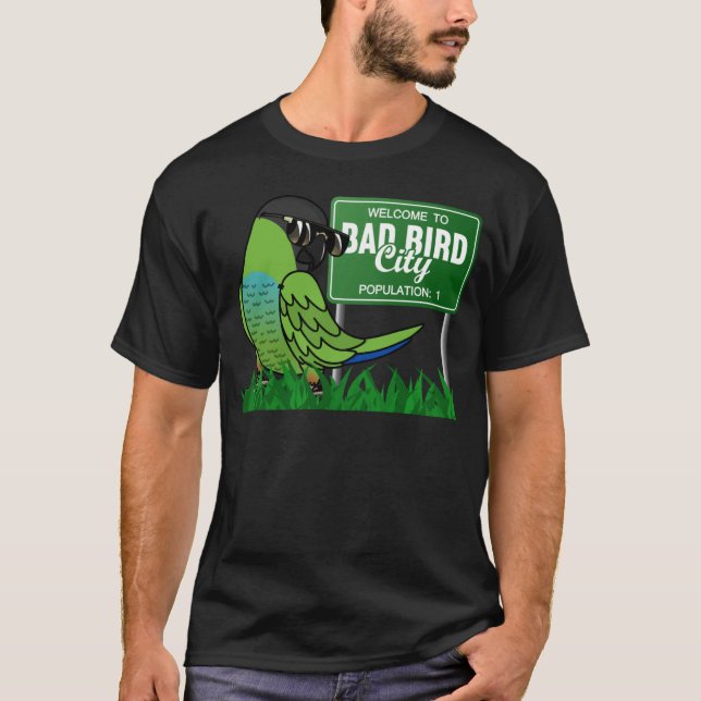 Camiseta Bem-Vindo À Cidade Má De Pássaros Eu Nanday Conure (Frente)