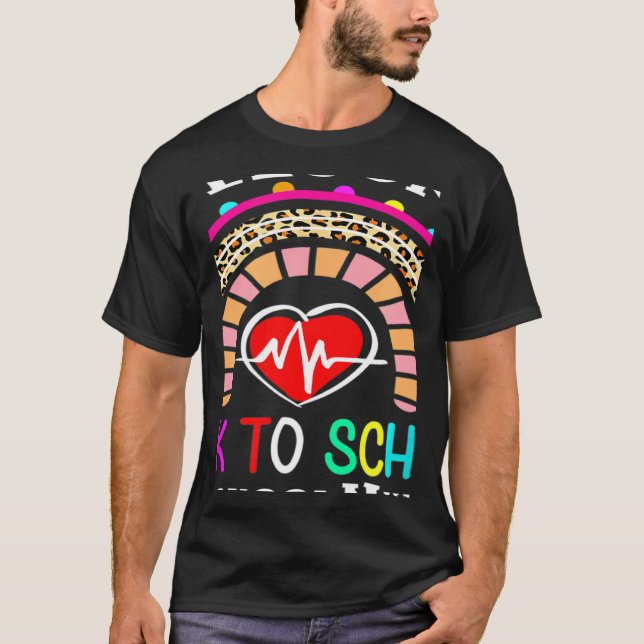 Camiseta Bem-Vindo À Enfermeira Da Escola Primeiro Dia Da E (Frente)