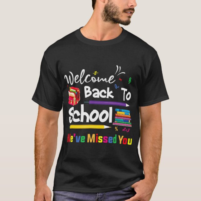 Camiseta Bem-vindos de volta à escola... ... ... ... ... .. (Frente)