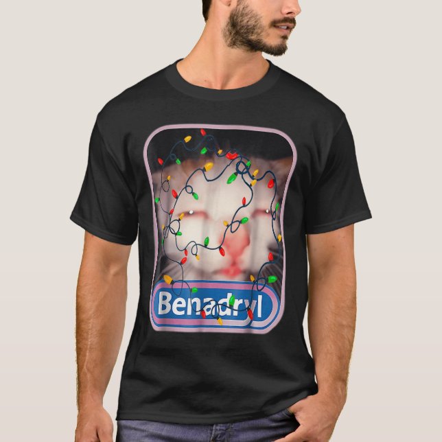 Camiseta Benadryls Flashing Light Cute &amp; Engraçado Amor (Frente)