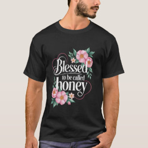Camiseta Bendita por ser chamada de Mel Dia das Mães engraç